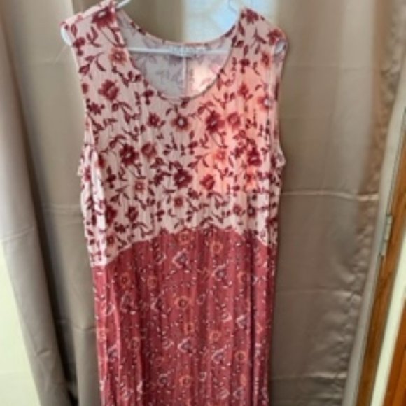 Joan Rivers Dresses Joan Rivers Petite Scoop Neck Floral Print Maxi